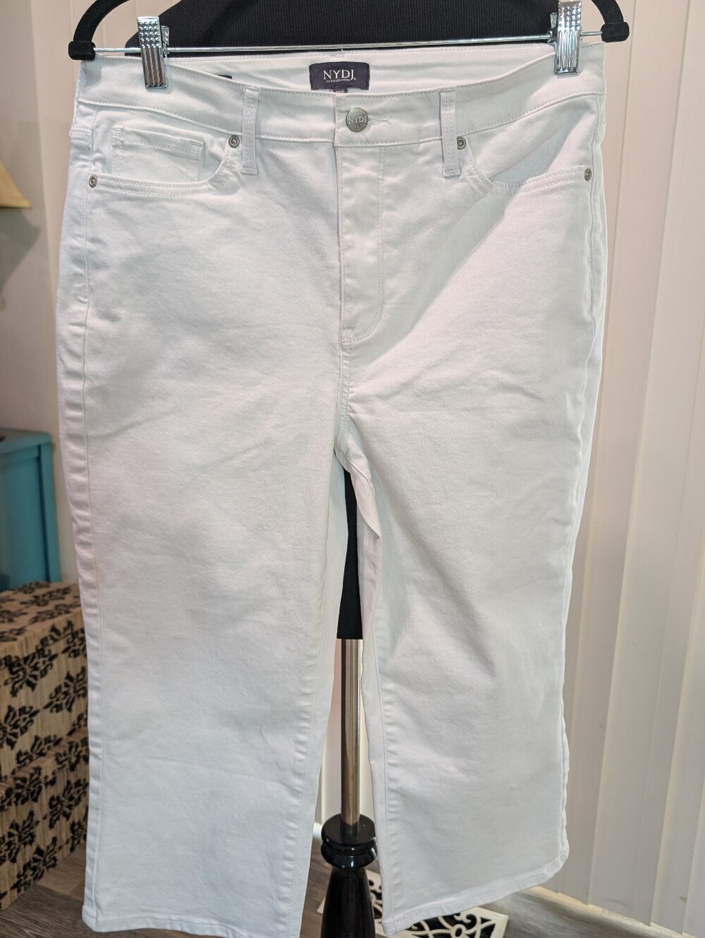 NYDJ White Denim Joni Capri Pant